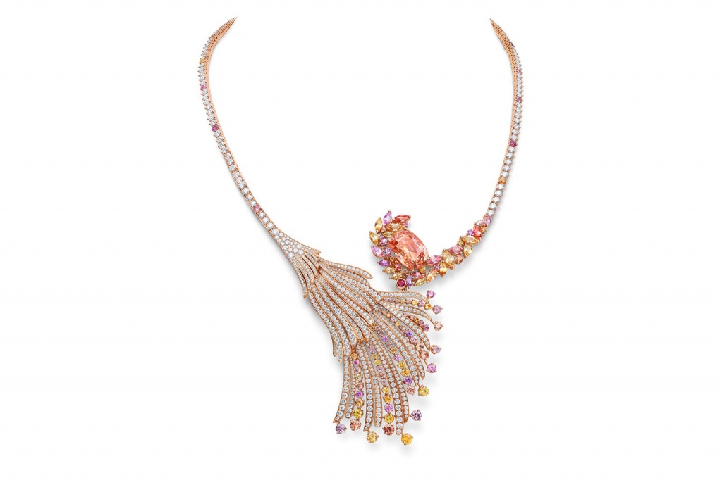 Gübelin_Jewellery_Blushing_Wing_necklace_with_12.10ct_Sri_Lankan_Padparadscha_sapphire__yellow_and_purple_sapphires__diamonds_and_ruby_in_red_gold.jpg Gübelin_Jewellery_Blushing_Wing_necklace_with_12.10ct_Sri_Lankan_Padparadscha_sapphire__yellow_and_purple_sapphires__diamonds_and_ruby_in_red_gold.jpg