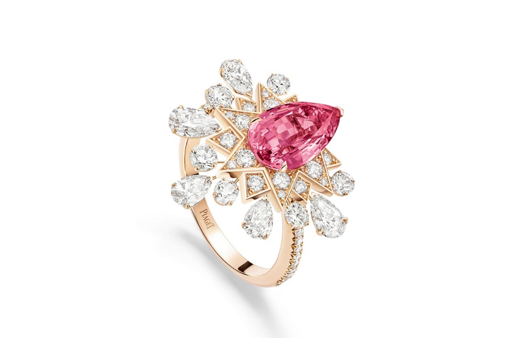 Piaget_Golden_Oasis_high_jewelry_collection_Hypnotic_Lights_ring_pink_sapphire.jpg Piaget_Golden_Oasis_high_jewelry_collection_Hypnotic_Lights_ring_pink_sapphire.jpg