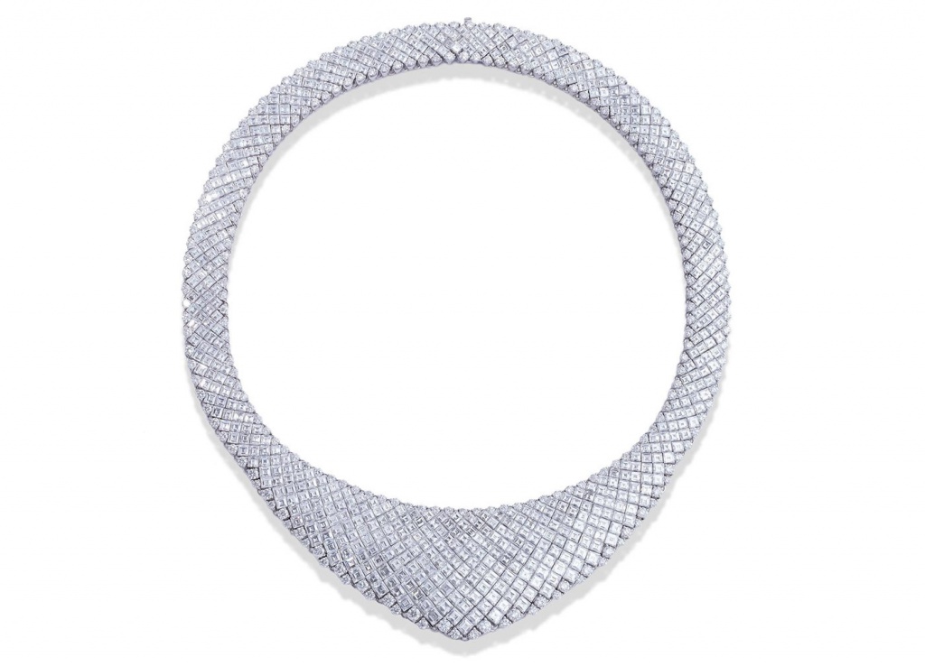 Stwnzhorn-diamond-necklace.jpg Stwnzhorn-diamond-necklace.jpg