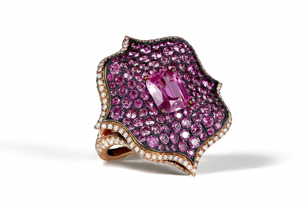 Pink_Sapphire_Ring_2.jpg Pink_Sapphire_Ring_2.jpg