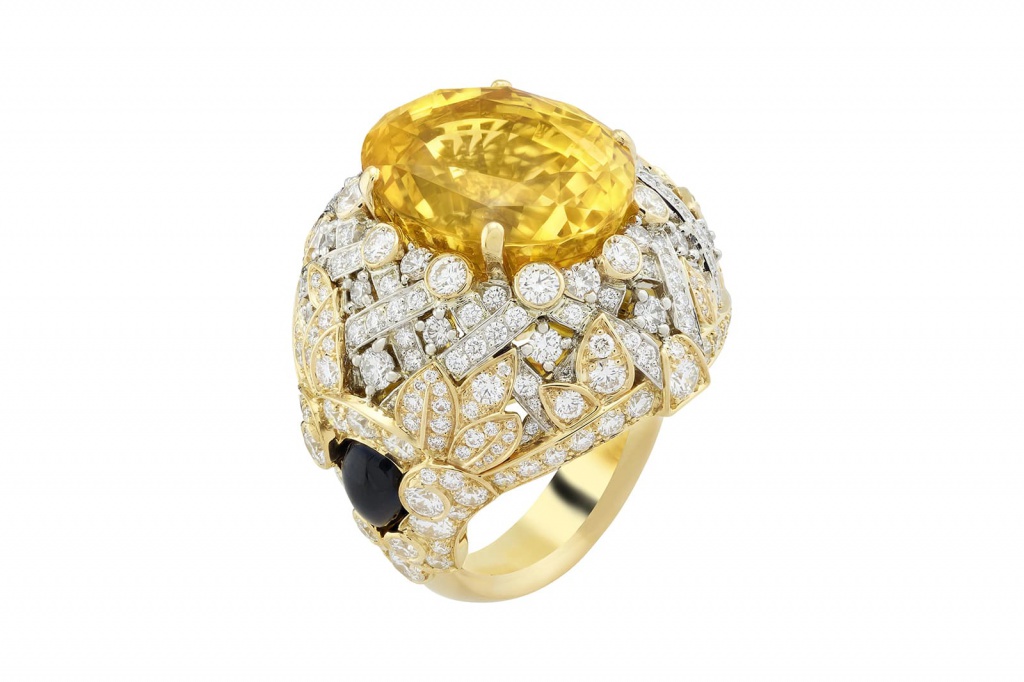 Van-Cleef-_-Arpels-GRIMM_-Oiseau_Or_-Hesperides-Packshot-02-HD.jpg Van-Cleef-_-Arpels-GRIMM_-Oiseau_Or_-Hesperides-Packshot-02-HD.jpg