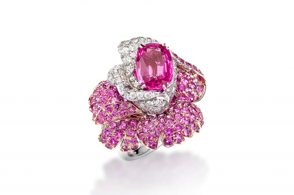Pink_sapphire_Rose.jpg Pink_sapphire_Rose.jpg