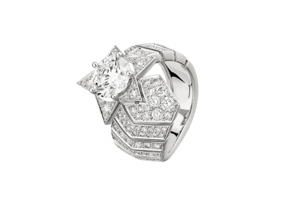 Chanel_Bague_Comète_J63207.jpg Chanel_Bague_Comète_J63207.jpg