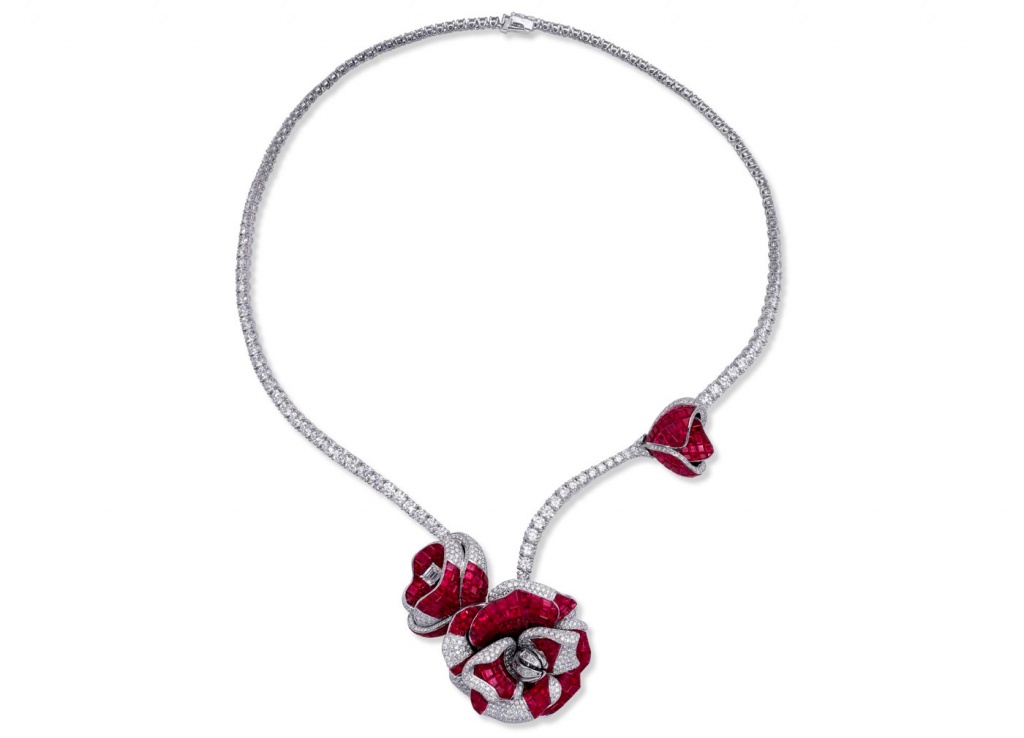 Stenzhorn-peony-necklace.jpg Stenzhorn-peony-necklace.jpg