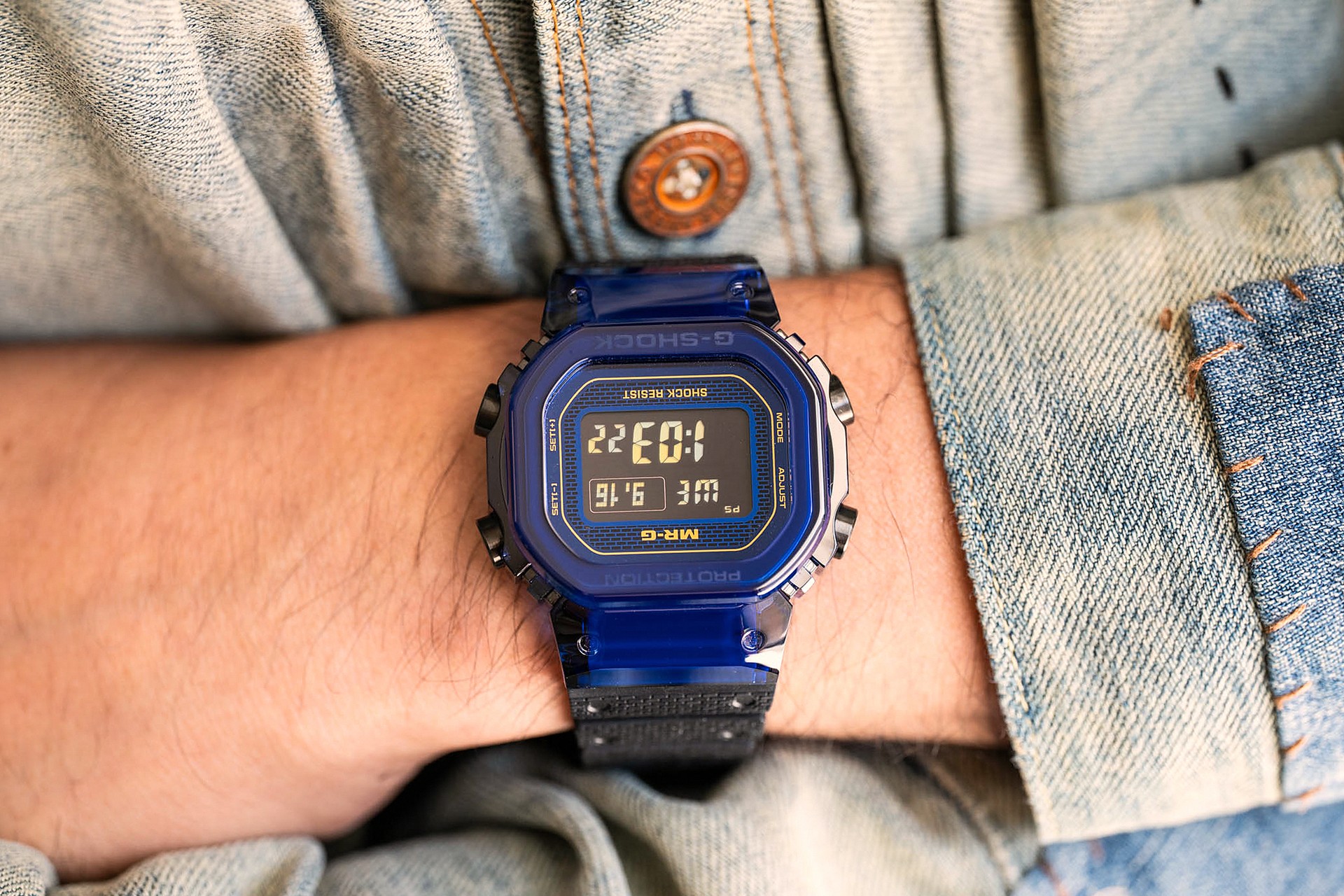 G-SHOCK Blue Sapphire Wristshot